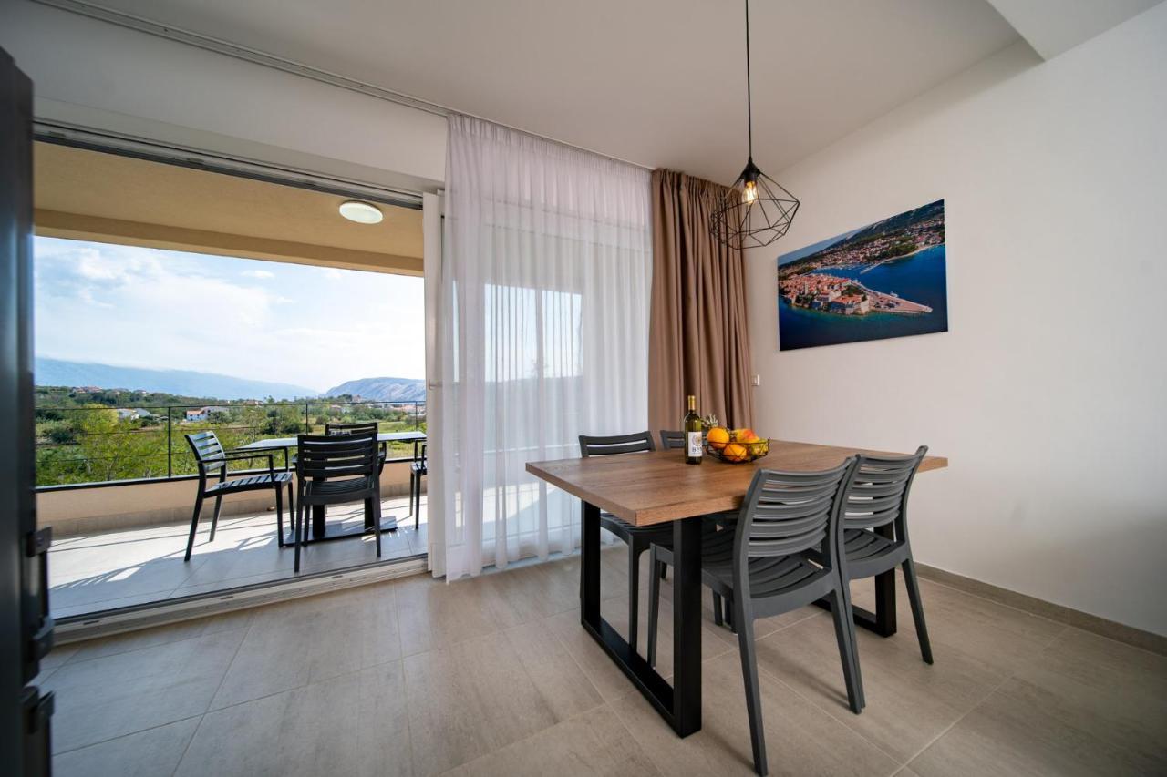 B&M Rab-Lopar Aparthotel Bagian luar foto